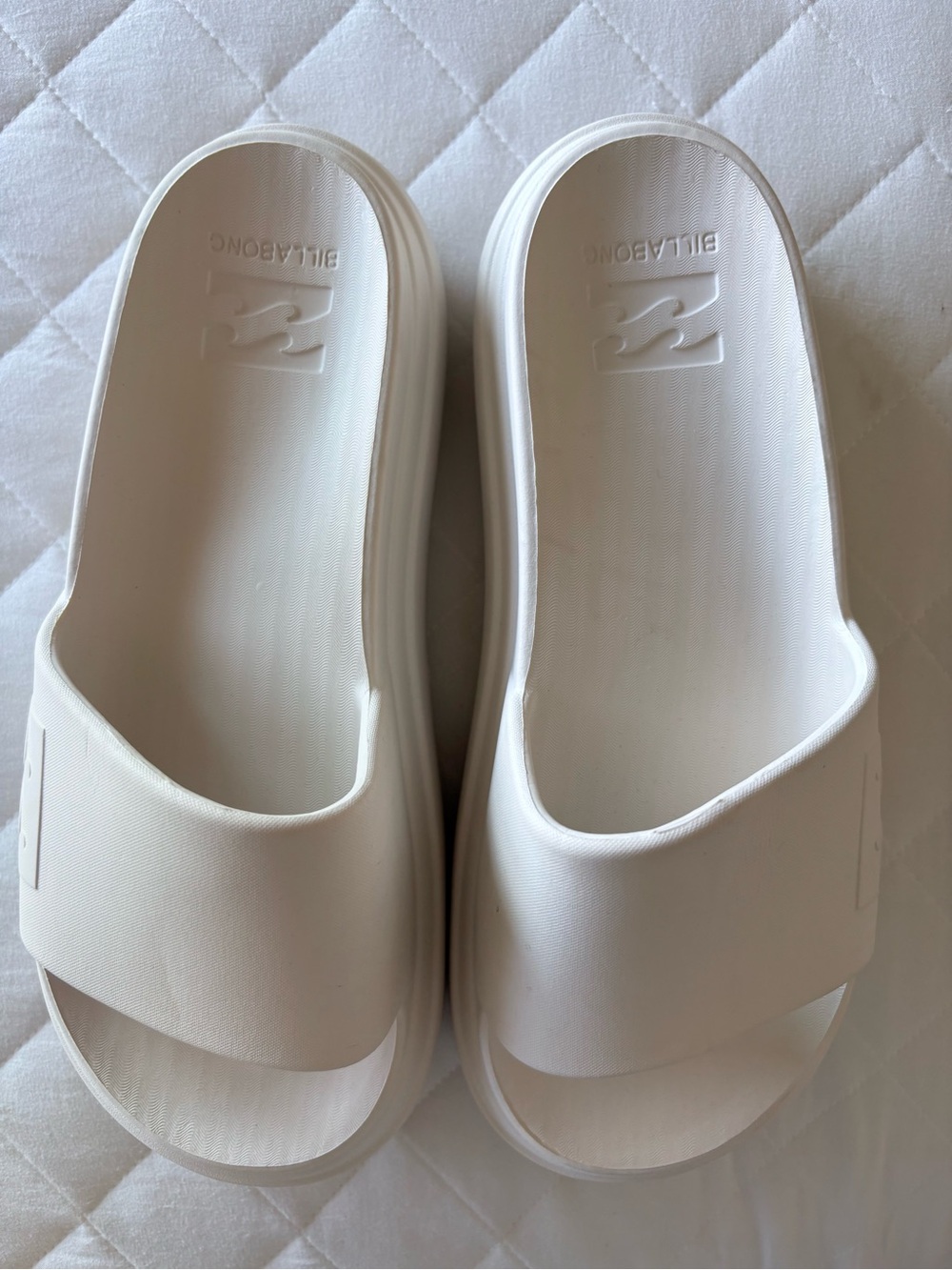 Billabong Cushion Platform Cloud Slide Sandal - Off-White/Cream - Size 8